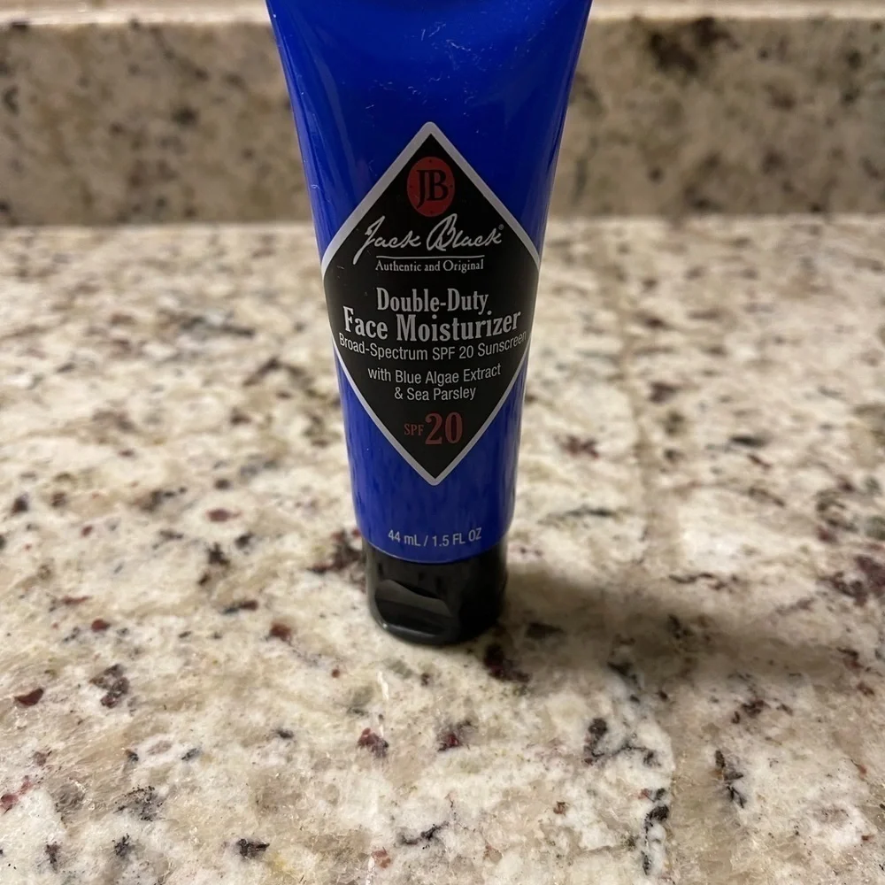 Jack Black lightweight emollient